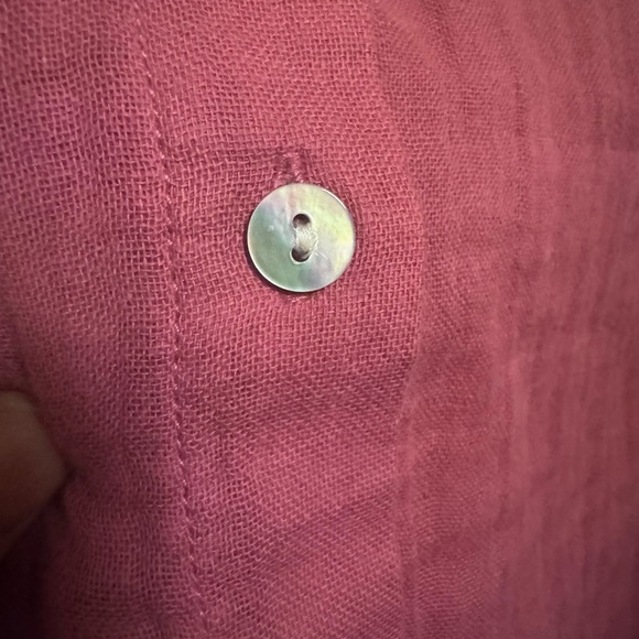 Rails NWT pink Button Down Shirt Blouse size large - Picture 3 of 6
